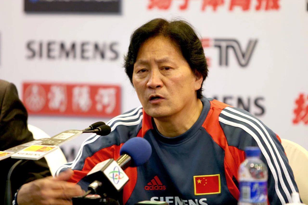 中国男足历届主教练范志毅,中国足球主教练胜率