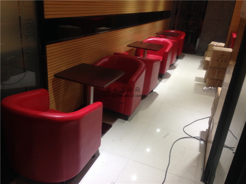 餐饮店桌椅怎么摆放最好,开快餐店桌椅怎么配置