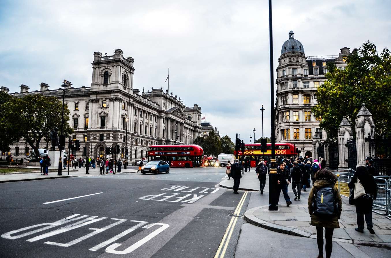国外留学英语app推荐,干货英国留学实用app必下推荐