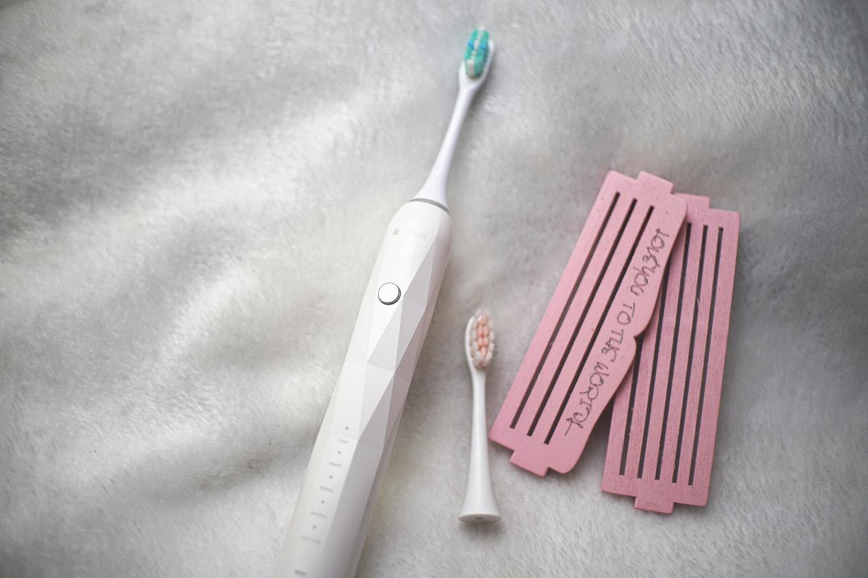 电动牙刷适合送礼物吗,电动牙刷送礼推荐