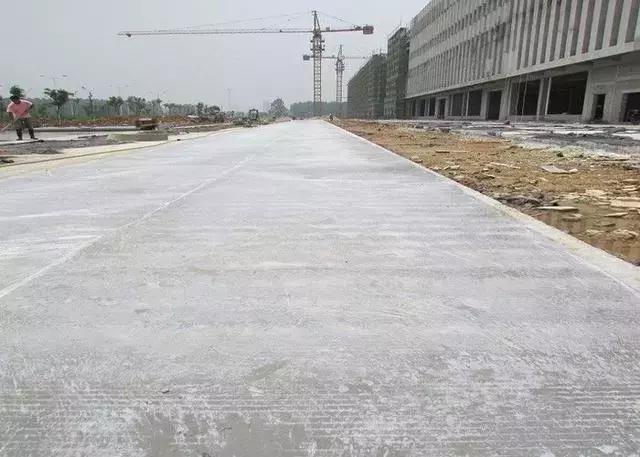 混凝土用矿石粉坍落度损失太大,混凝土坍落度损失严重如何解决