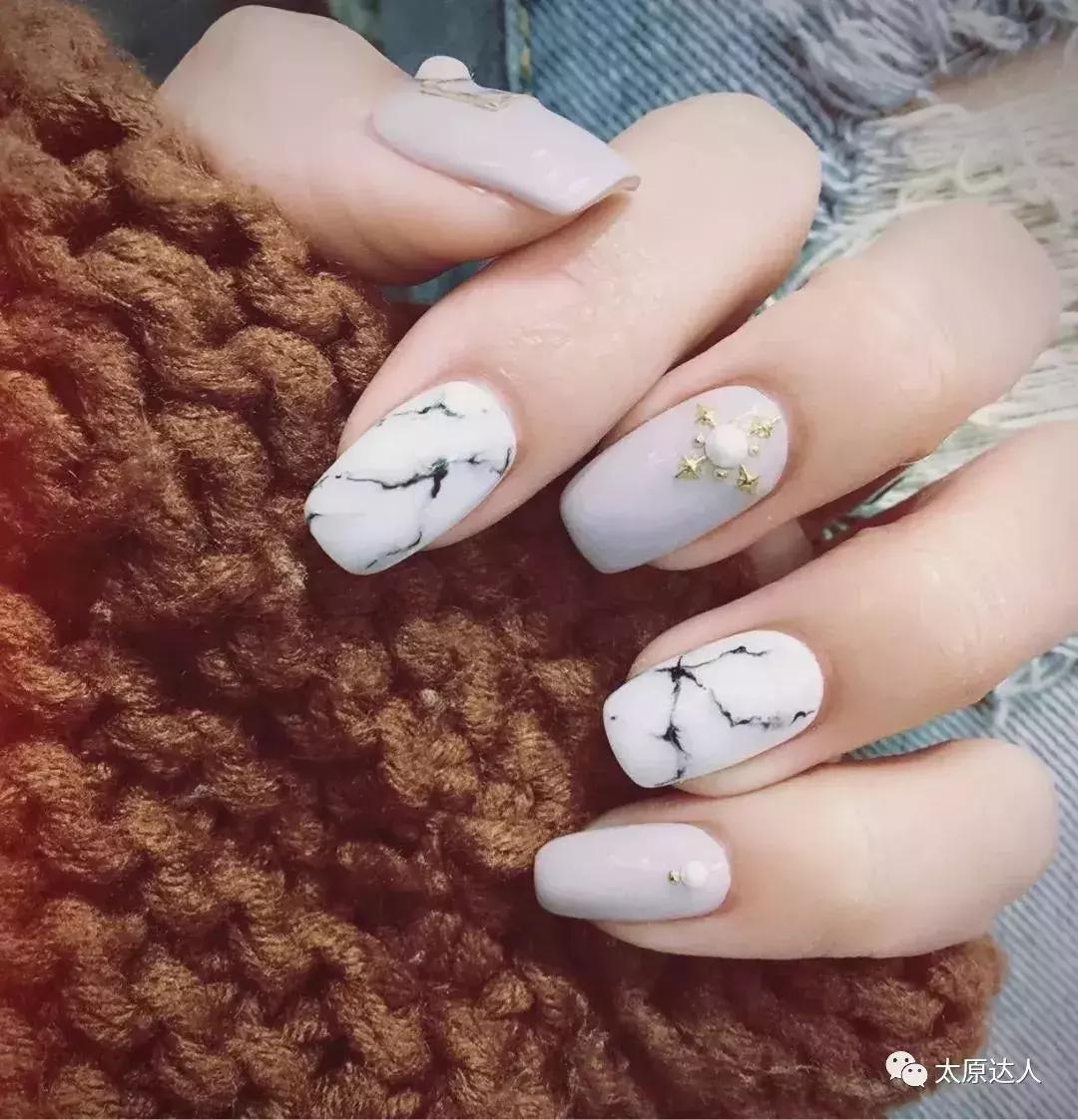 老板疯了！人人送100元！29.9就能做美睫！小仙女们约起来~