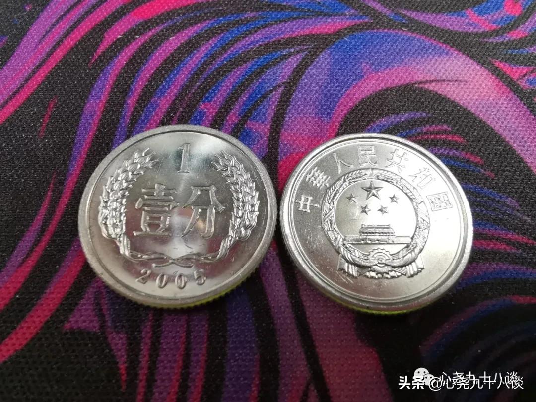 晚风还新，时光未老，每一枚硬币都是来过的见证，致敬逝去的岁月