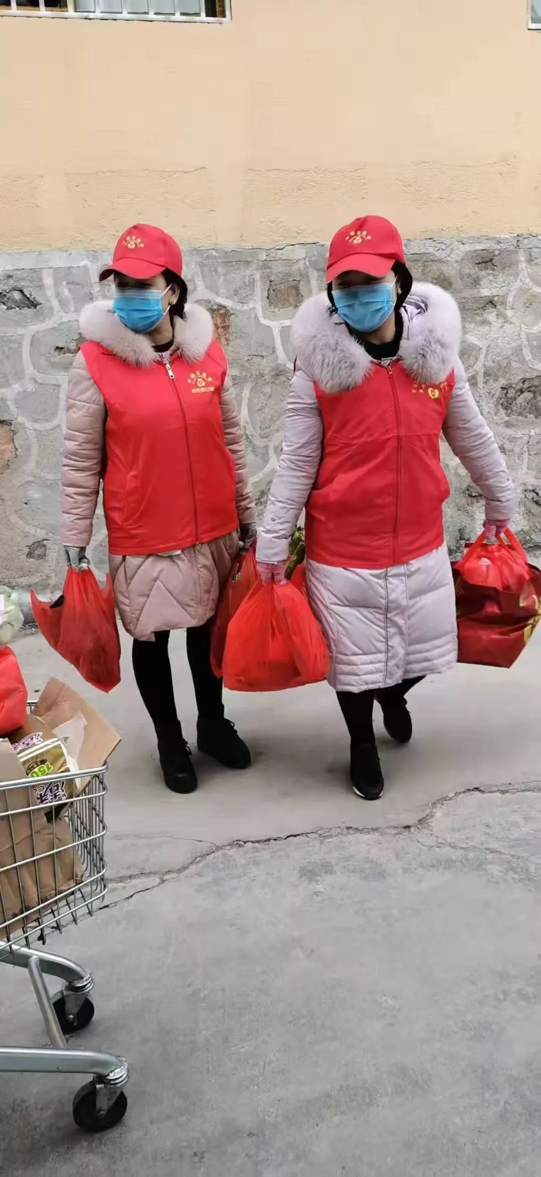 代购娘子军——绽放在高原上的格桑花