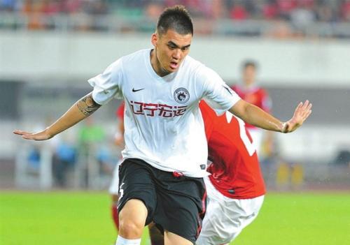 肇俊哲为辽足献上32年生涯的爱,肇俊哲爱新觉罗后裔