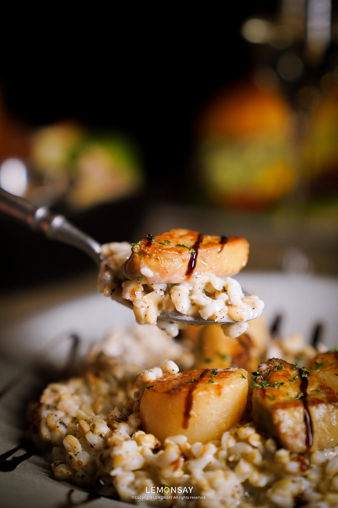 它来了深圳科技有限公司,他来了日本电影