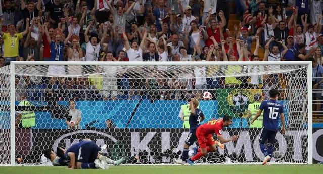 法国中后卫超级巨星,足球史上最难超越的巨星球员排名