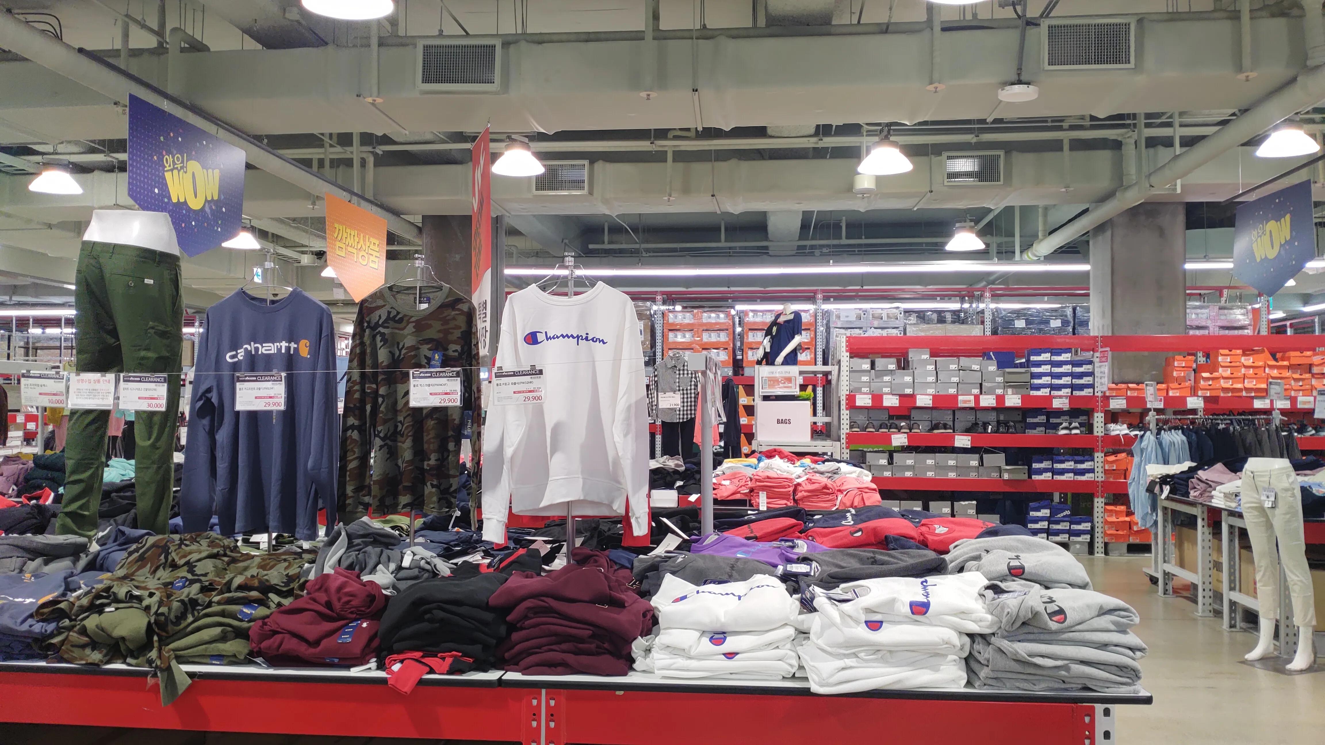 首尔layered咖啡,首尔很多萨摩耶的地方