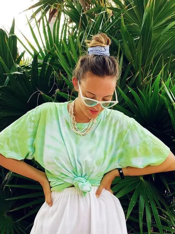 周董新专辑的歌曲,循环听着周杰伦的歌的文案