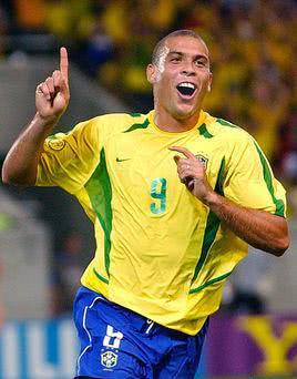 如果你是教练你选詹姆斯还是乔丹,如果你是教练