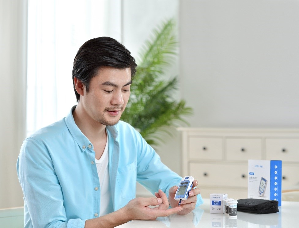 乐普血糖三合一,乐普测血压正确方法