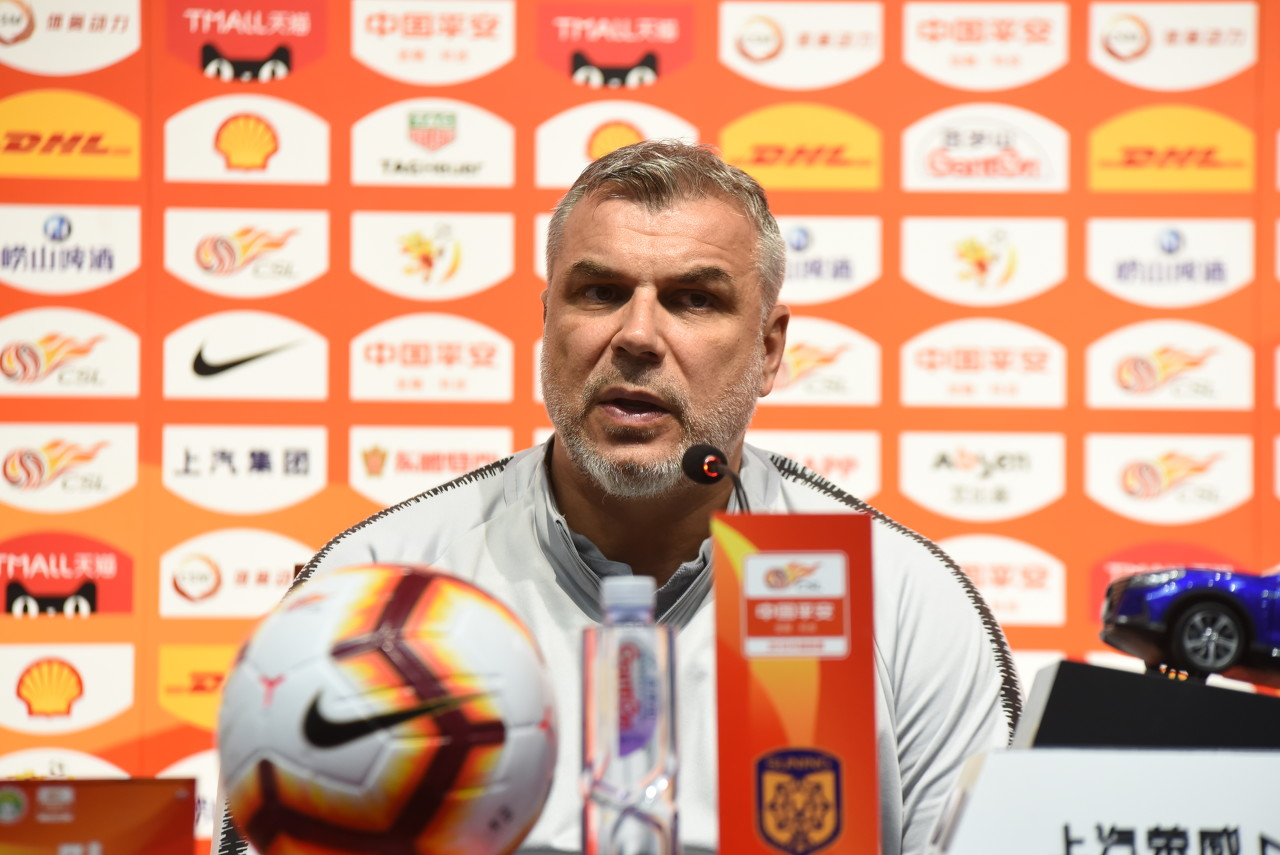 苏宁输球,苏宁失误