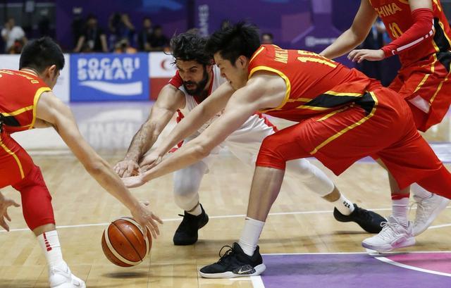 我与篮球的故事简短,我和篮球的故事郭艾伦