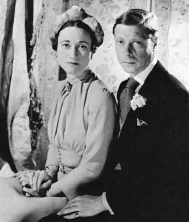 37岁结过两次婚的辛普森夫人，能让国王为她放弃江山，有何魅力