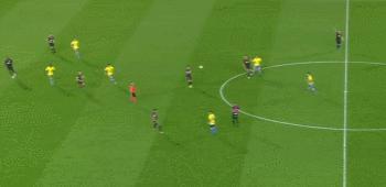 伊涅斯塔寄语佩德里,佩德里分析