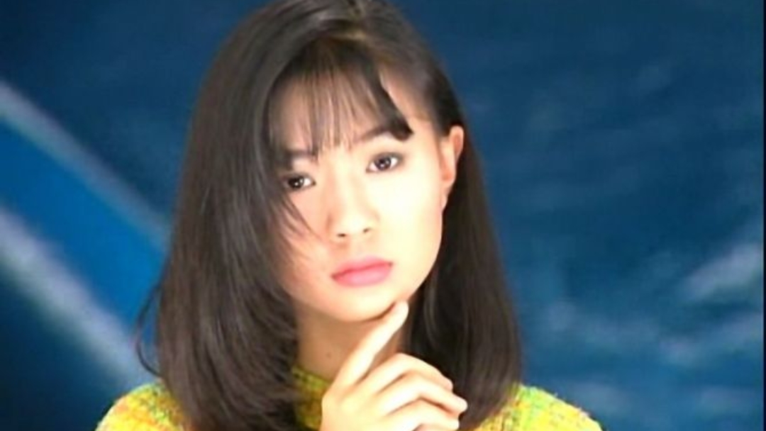 《爱情总在幻灭时最美》，卓依婷歌曲名串烧，也是一个凄美的故事