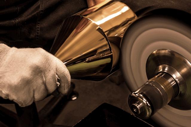 瑞典皇家配饰品牌，几百块戴出万元质感，金色手镯男女戴都好看