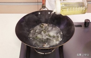 鲜嫩q弹的虾仁,馅大皮薄的虾仁馄饨