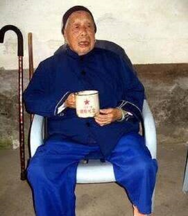 1951年，江西一农妇收到一封毛主席来信：怀仁堂招待会敬请光临