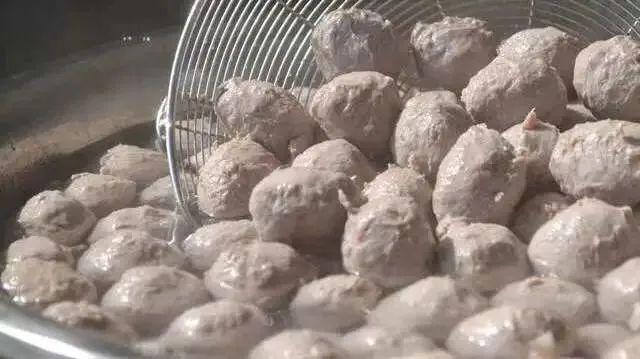 潮汕纯手打纯牛肉丸第一名,潮汕牛肉丸一年发15万条抖音