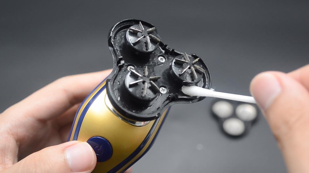 剃须刀钝了如何变锋利,剃须刀钝了不用愁