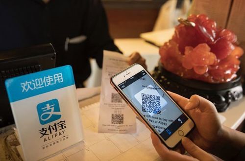 手机nfc功能怎么用成公交卡,手机没有nfc功能还能刷公交卡吗