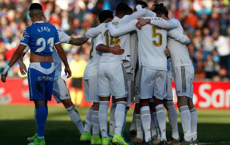 圣诞树阵型打传控还是打反击,圣诞树阵型fm