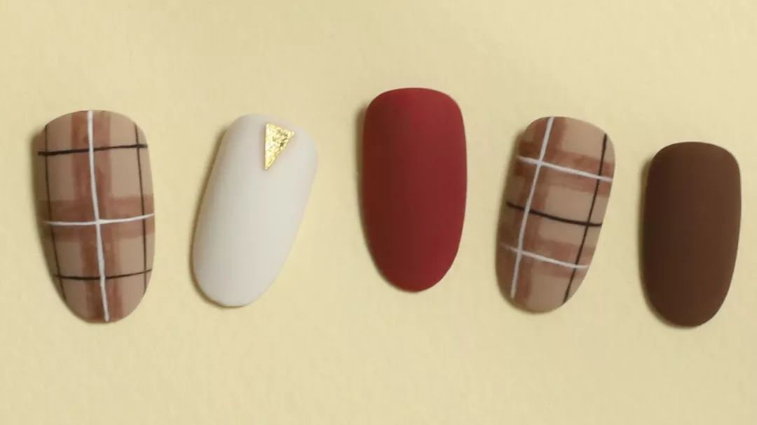 秋冬美甲小红书,美甲推荐中款ins