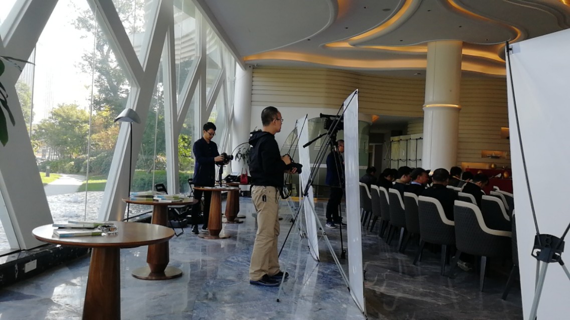 作家卡兰诺新书《如若初心》发布会