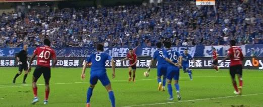 深足引援最终降级,中超大连人5-1逆转送深足五连败