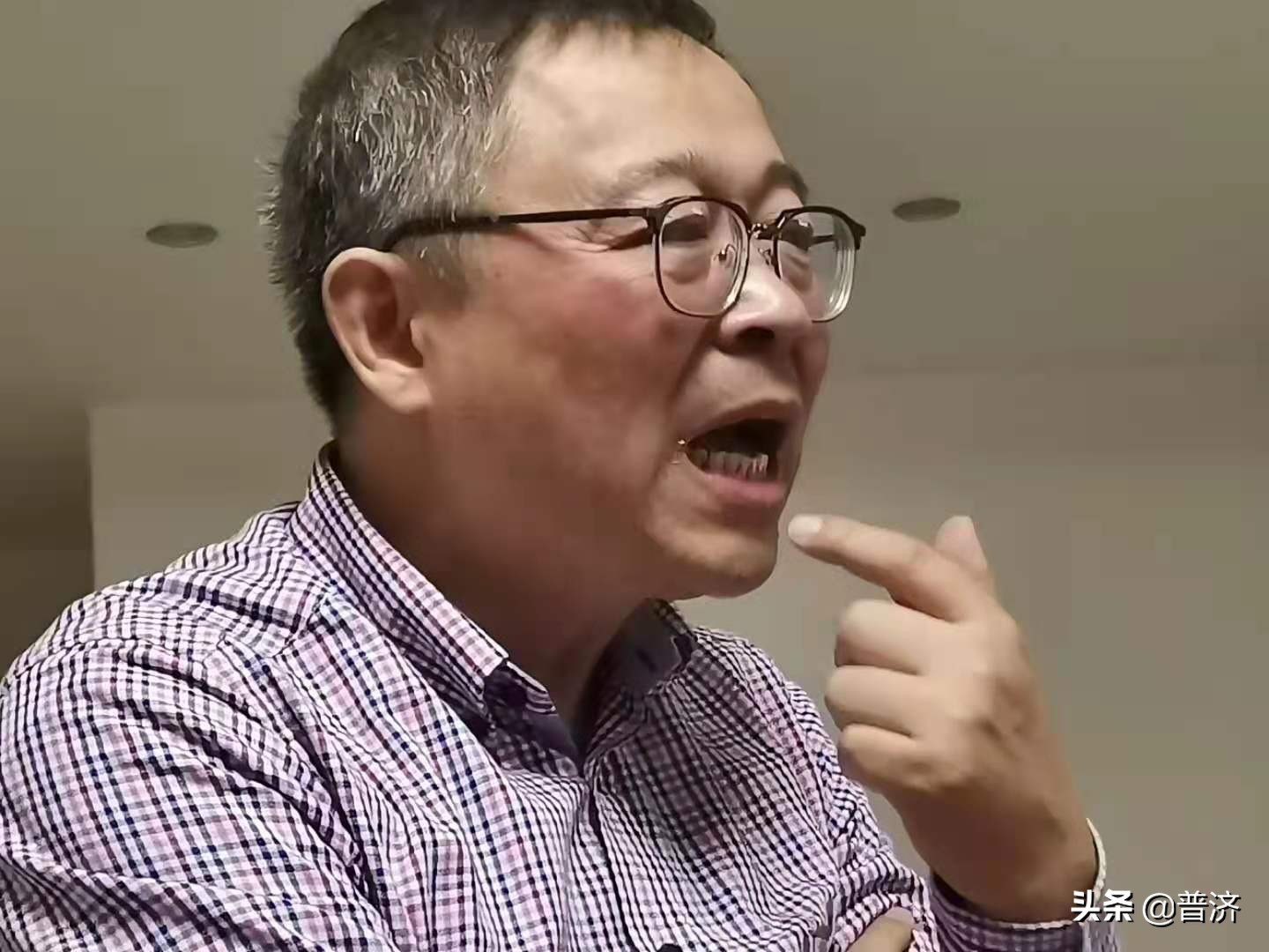 一款口粮酒，*引勾**出来两位高人，白酒江湖的大神级人物您认识吗？