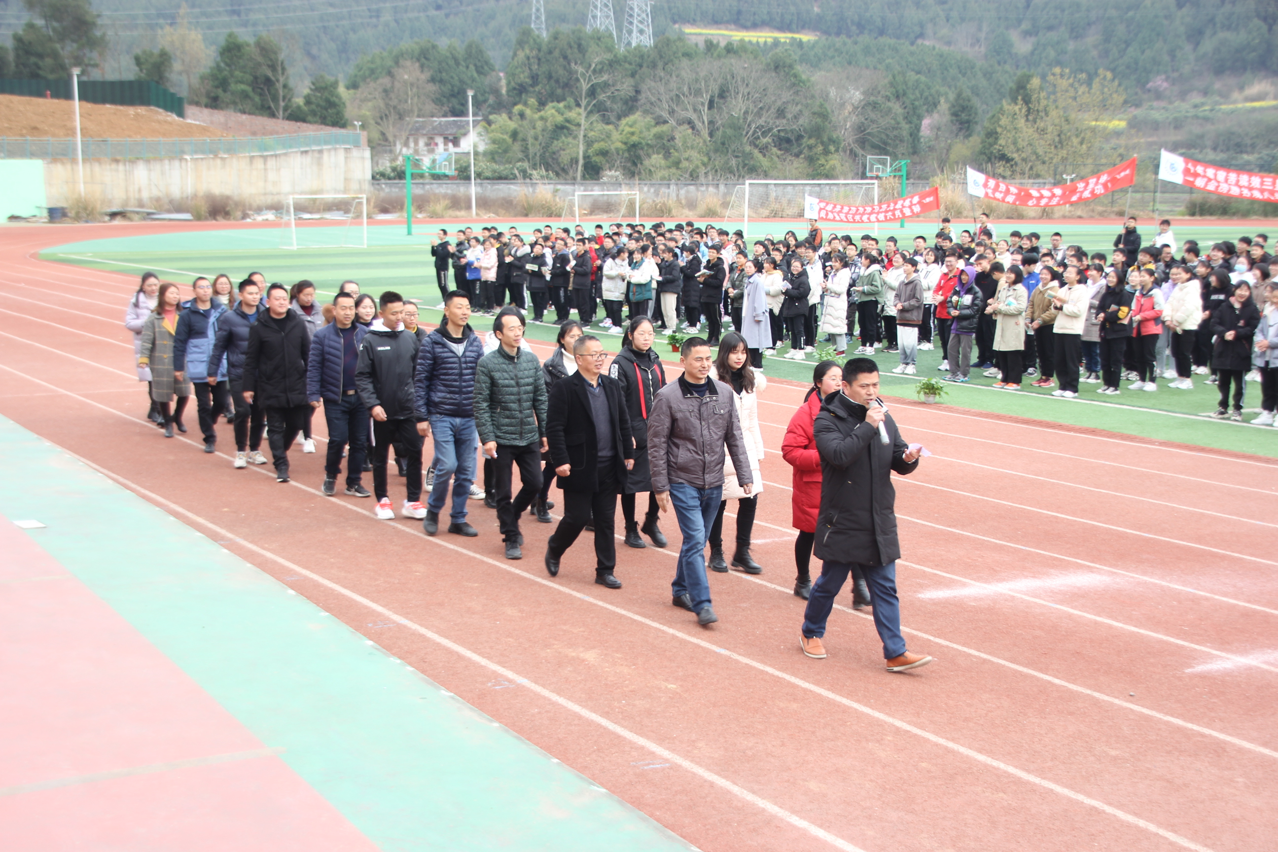 盐亭华宸英才百日誓师大会,盐亭华宸国际学校2020秋季招生