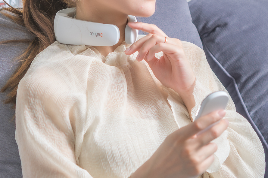 看电脑颈椎疼怎么按摩,使用按摩仪后颈椎肌肉酸痛正常吗