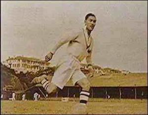 世界球王排名李惠堂,世界球王李惠堂比赛视频