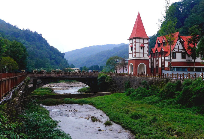 西岭雪山温泉两天一夜游玩攻略,成都西岭雪山滑雪