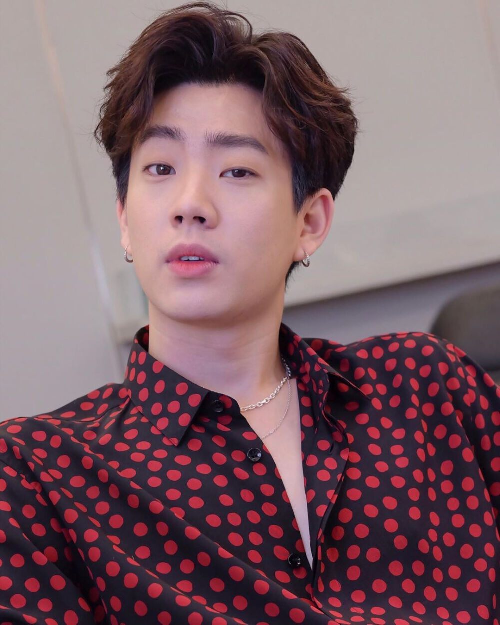 他泰让人一眼万年的外观：妞的鼻尖痣泡芙的笑眼文总的手