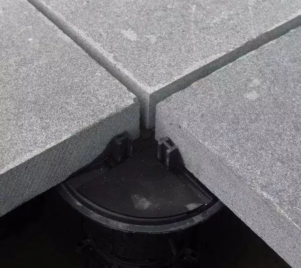 石材反碱和泛碱的区别,室外地面石材泛碱怎么办