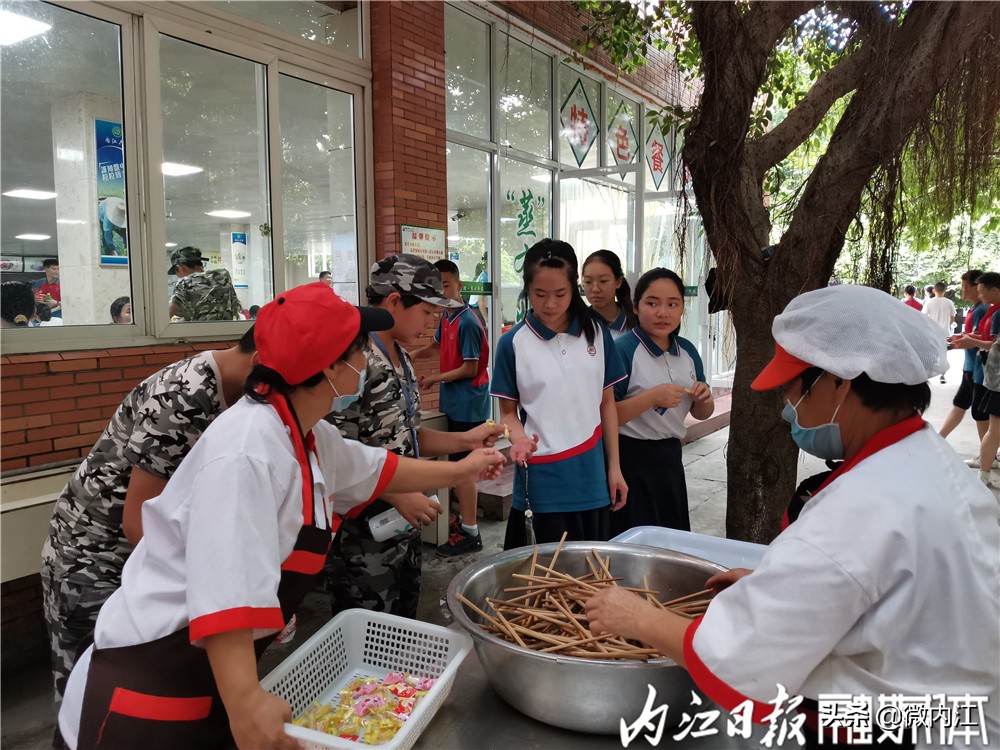 小学生珍惜粮食光盘行动活动记录,节俭用餐光盘行动
