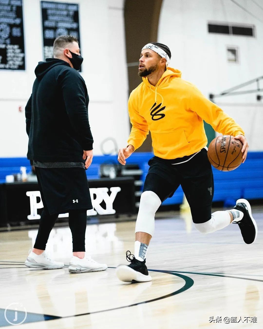 「揭秘」训练师为库里定制的投篮训练：57挑战升级版连中两球
