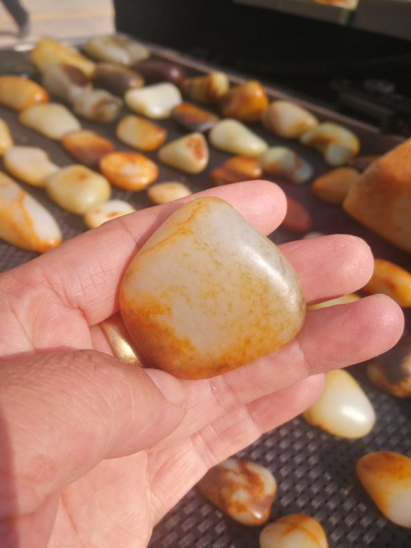 和田玉籽料直播间靠谱吗,青花籽料直播