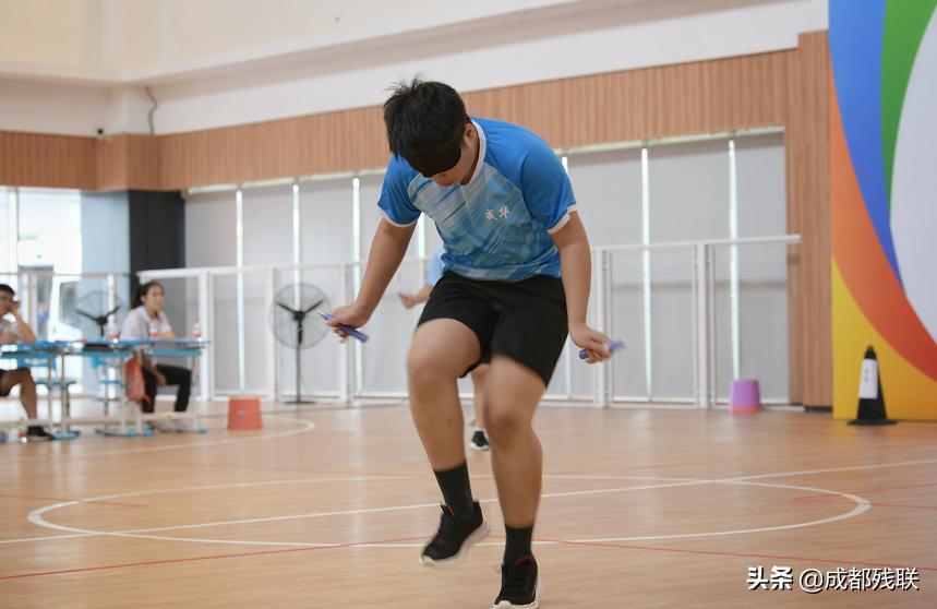 聋人足球赛,聋人运动会篮球赛