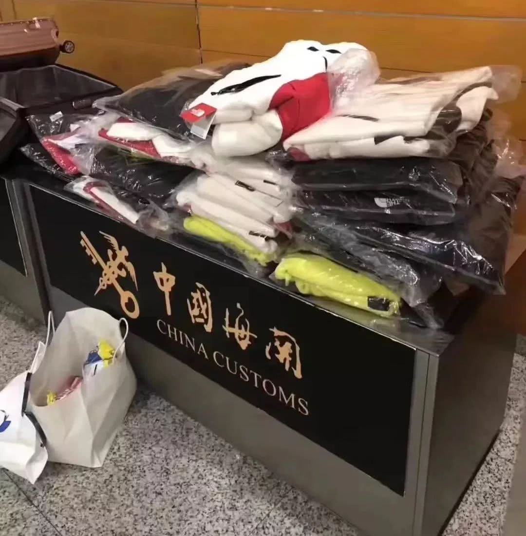 潮流圈里，其实大家都是贩子你就别装了！