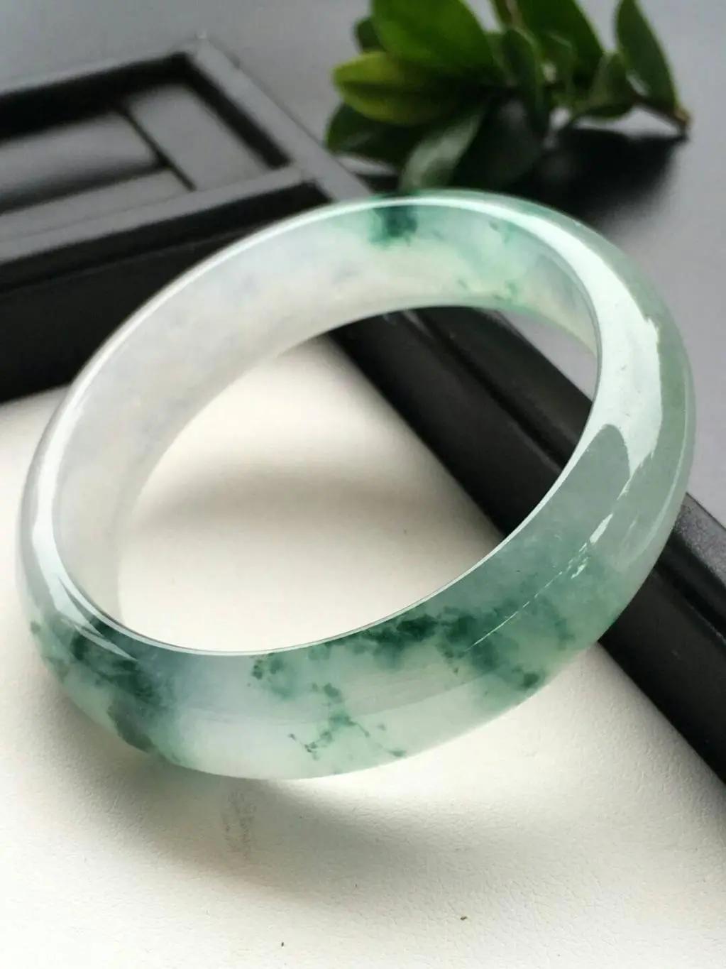 翡翠原石上松花的表现,翡翠原石表面的松花什么样的