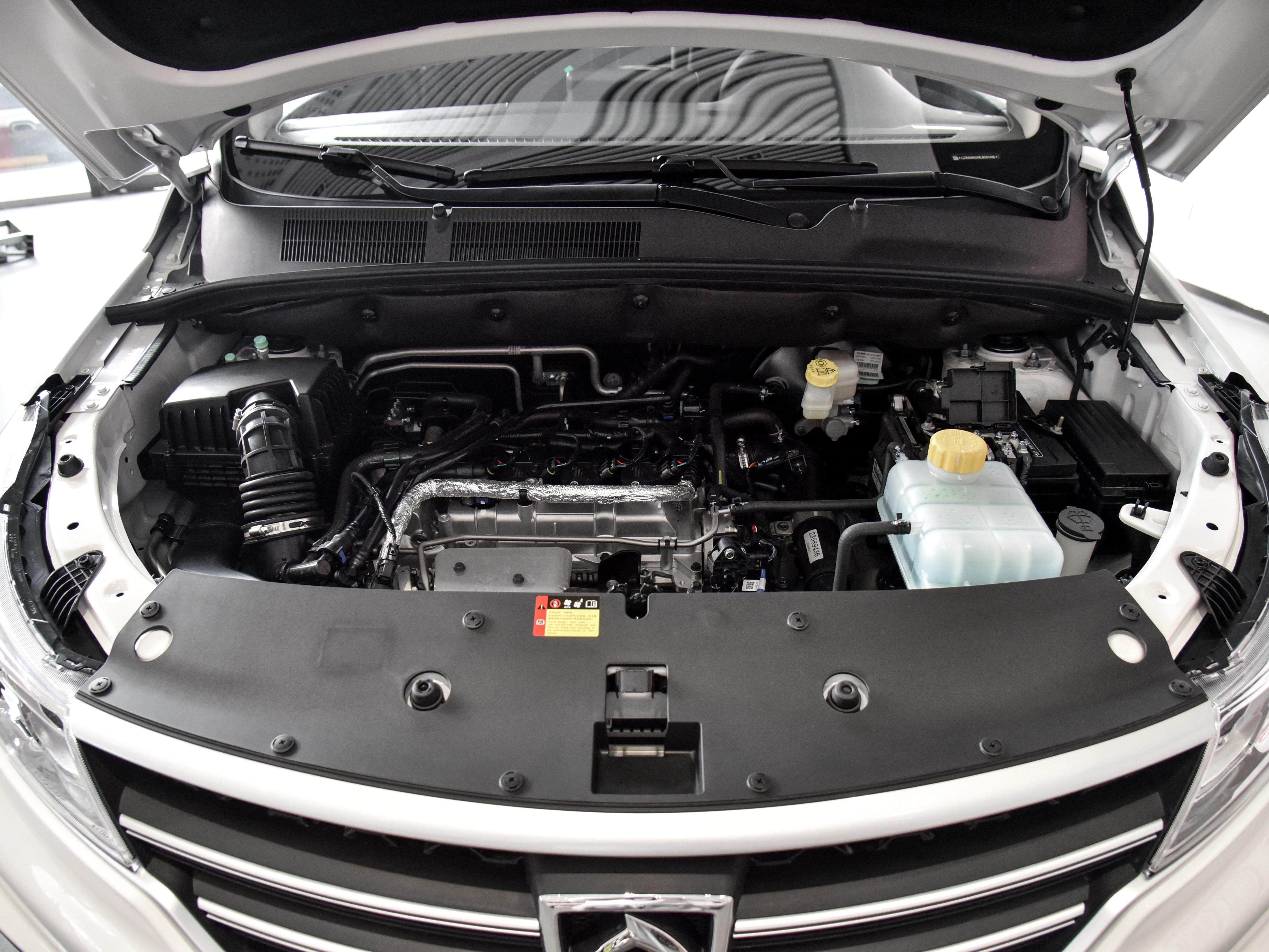 7座mpv油耗最低的是哪一款,宝骏730自动1.5t油耗多少钱一公里