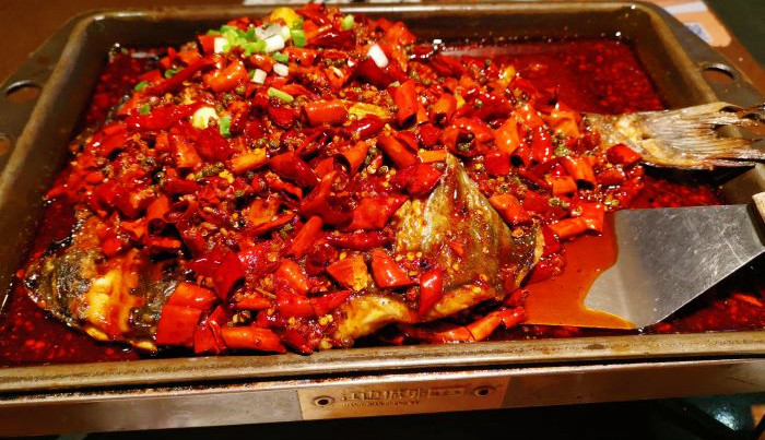 奉上一份京城烤鱼名录，谁人不爱鱼身上那一层焦酥香嫩