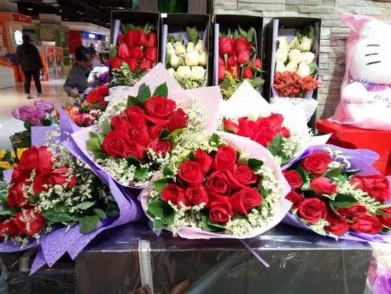 今年开花店能赚钱吗,开花店多长时间能赚钱