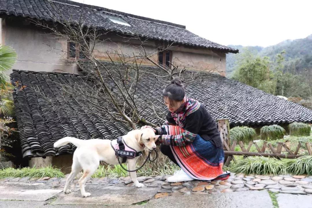 藏在山间民宿,藏在山里小民宿