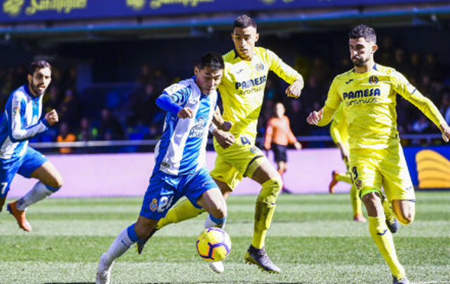 武磊夺冠第一视角,武磊国王杯强势1v3过人造红牌