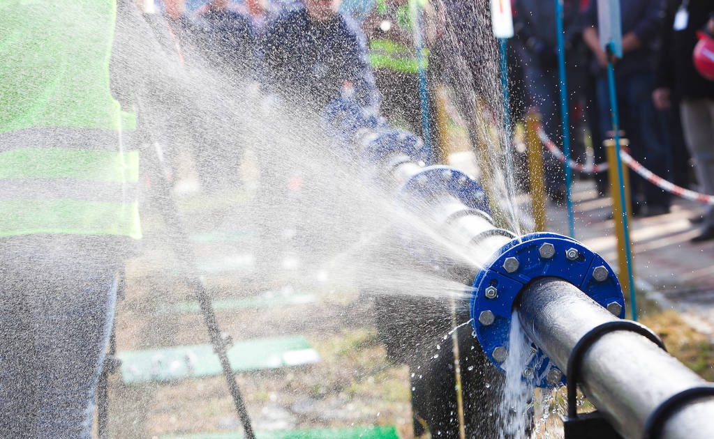 预埋pe管漏水怎么办,pe管道直接漏水修补方法