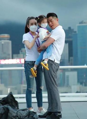 嫁给富豪的7个女星,嫁给72岁富豪的女星